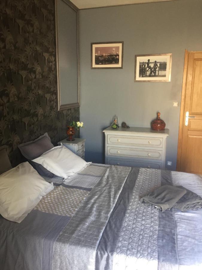 Les Olivades Bed & Breakfast Magalas Exterior photo
